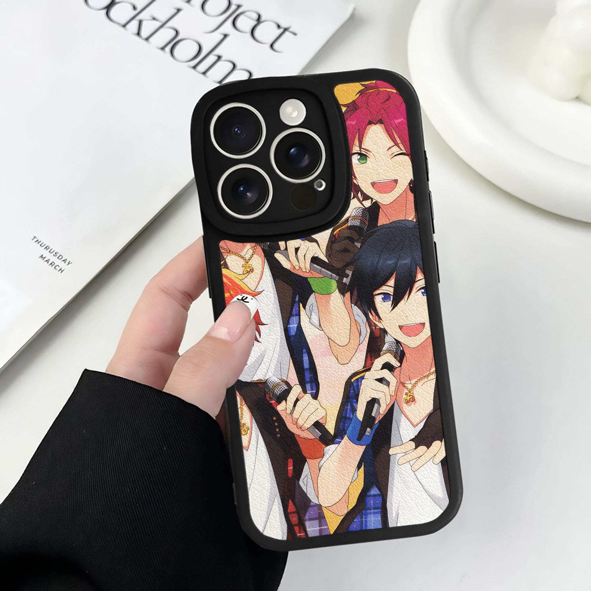 （画像用） あんさんぶるスターズ! Ensemble Stars 【iPhone 16シリーズ対応】シリコンスマホケース（レザー調） 材質：シリコン